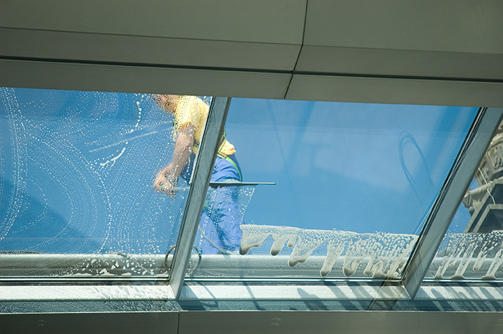 commercial window cleaning Elgin IL