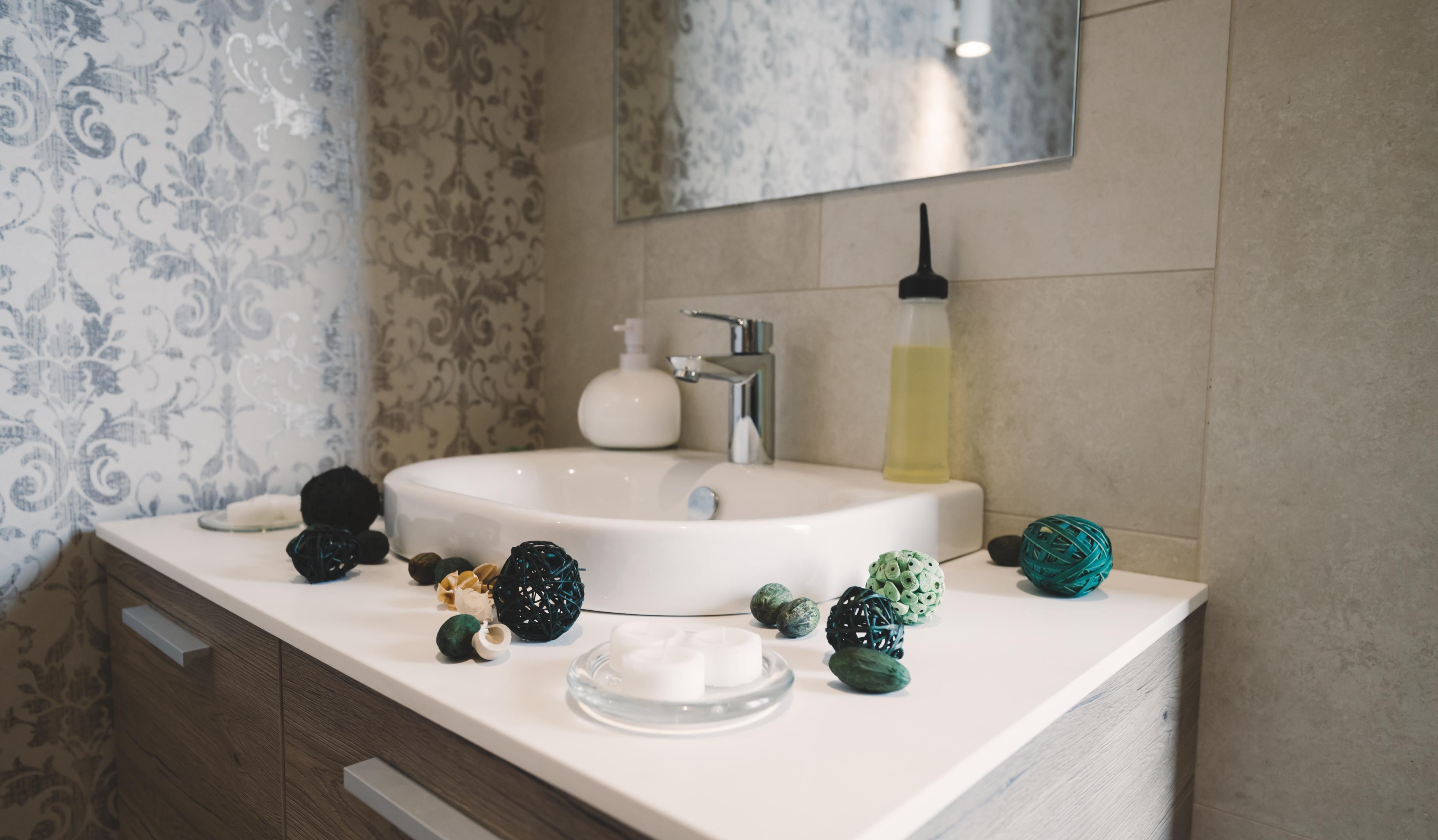 tub and tile reglazing