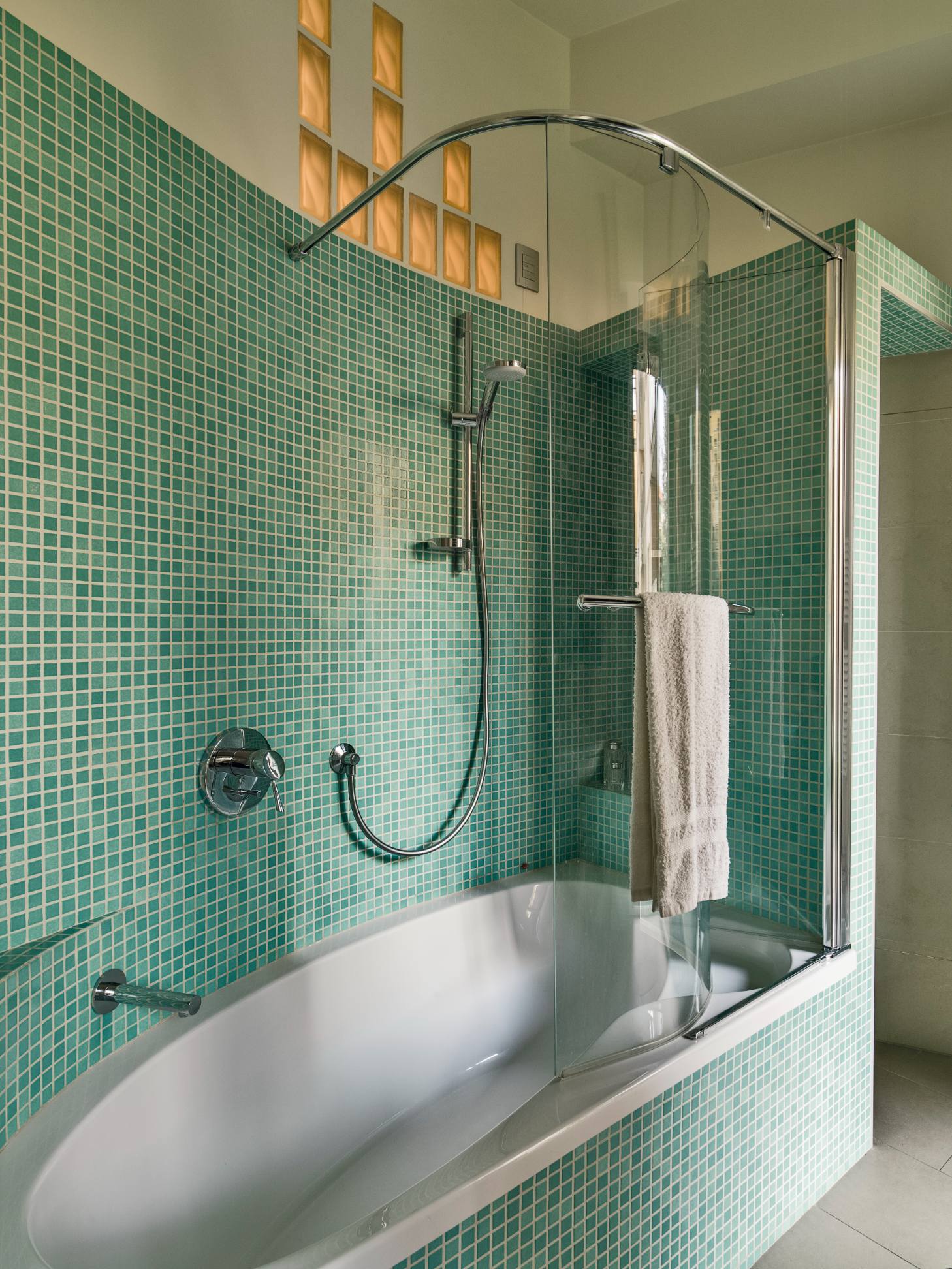 bathtub refinishing Bridgeport CT