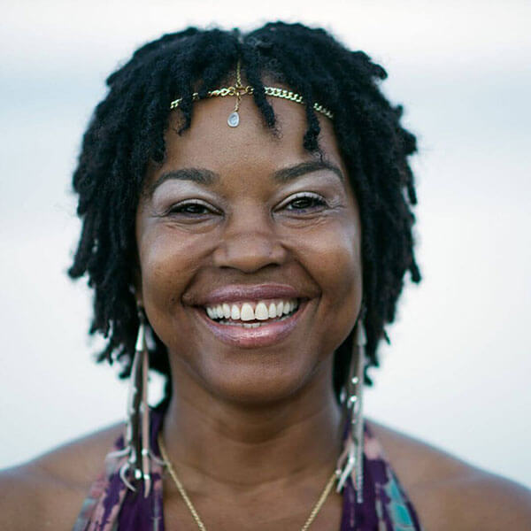 Dr. Marie Mbouni