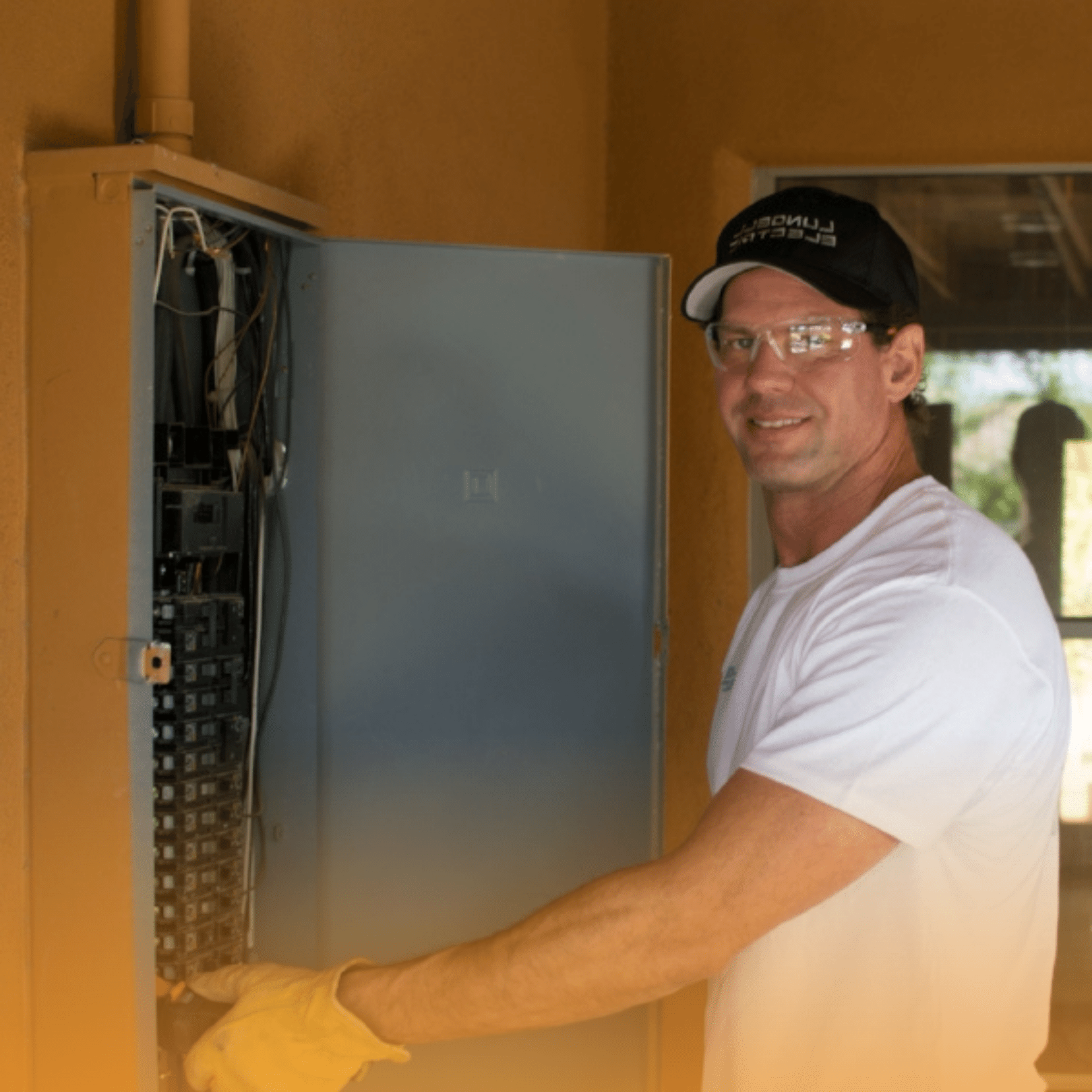 Reasons to Hire an Electrician Lundell Electric